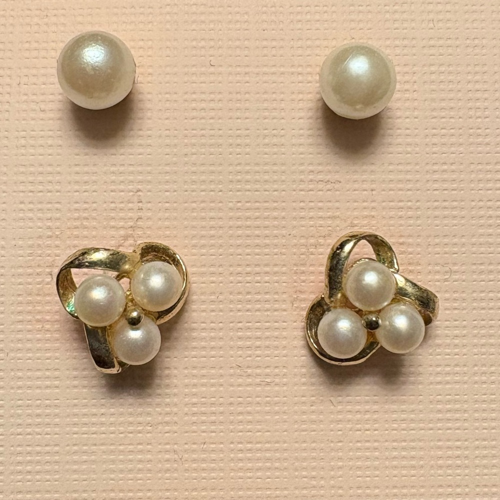 ❤️❤️2/$10 ❤️❤️ PEARL PIERCED EARRINGS